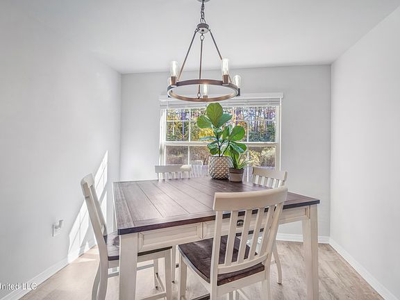 4th image of 13396 Willow Oak Cir
