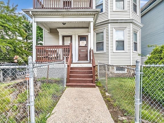 3rd image of 68-68 Clarkson St #70