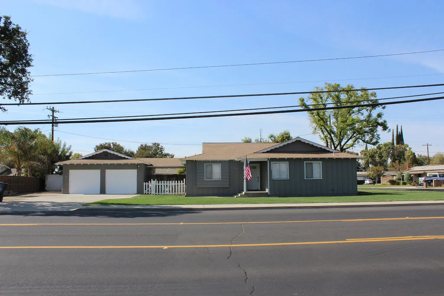 3 bed, 1781 sqft, $2,200 — Photo 1