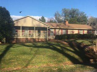 414 Holly Hills Dr, Altavista, VA 24517