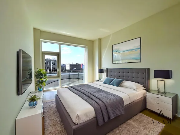 43-46 39th Place image 2 of 4