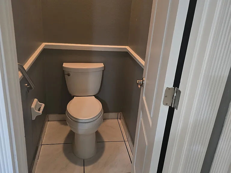 3066 Bay Laurel Cir N — Photo 18
