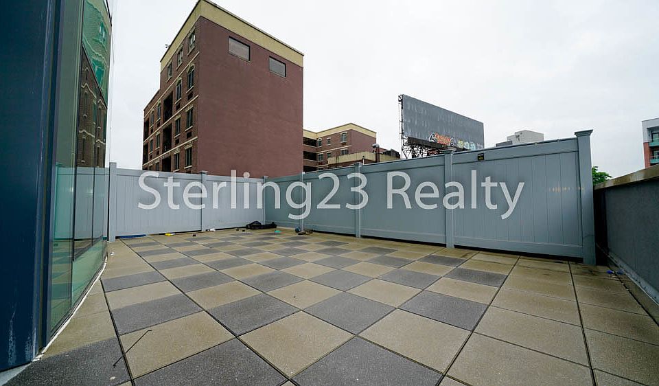 1st image of 27-18 Hoyt Ave S #3C
