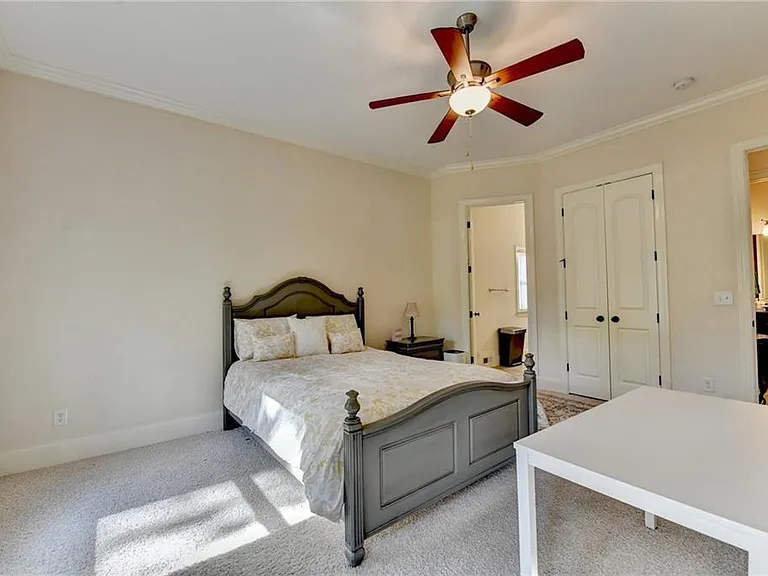 11037 Estates Cir — Photo 20