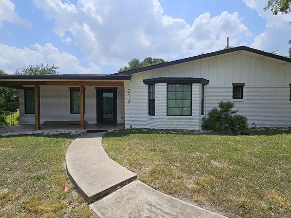 219 Edgevale Dr, San Antonio, TX 78229