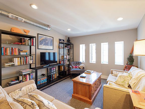 3rd image of 135-37 N 3rd St #2B