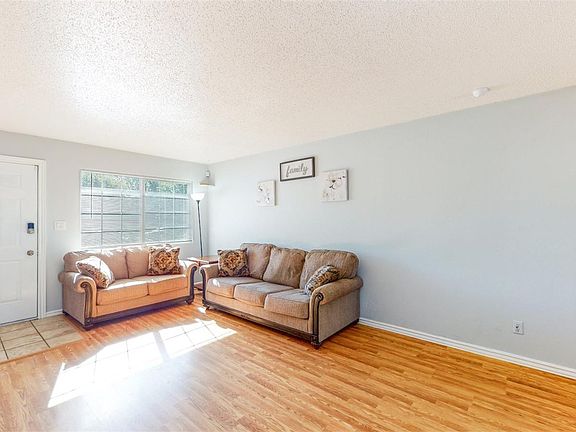 5th image of 607 46th Avenue Way
