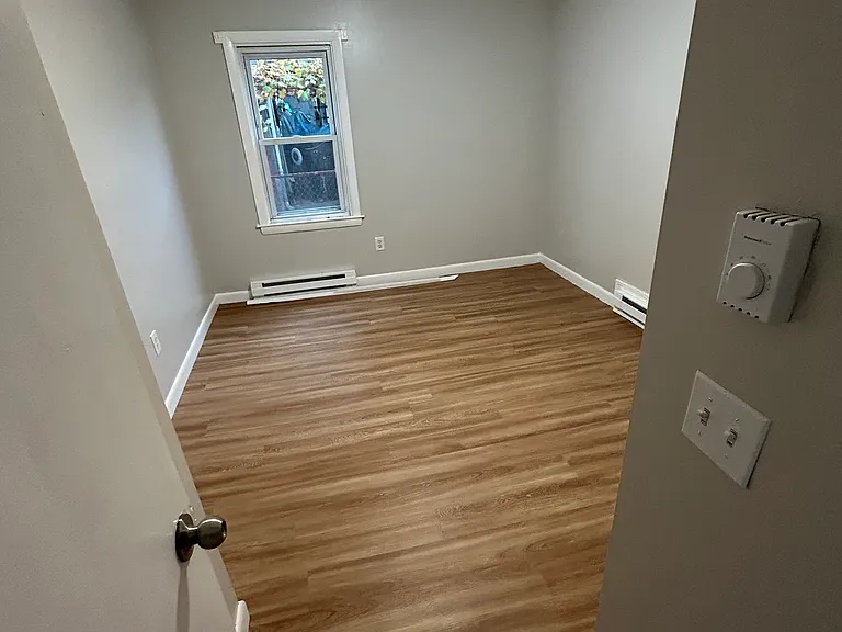 14-16 Sisson St #16R1 — Photo 9