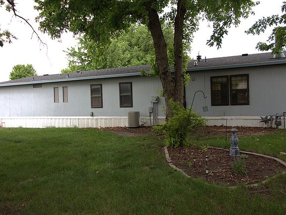 3rd image of 205 Niebel St