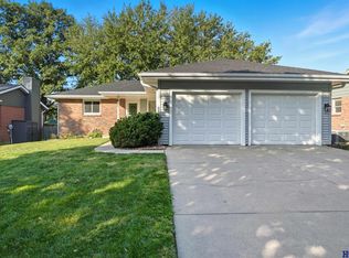 641 N 86th St, Lincoln, NE 68505