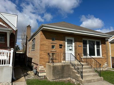 5040 S Leamington Ave, Chicago, IL, 60638