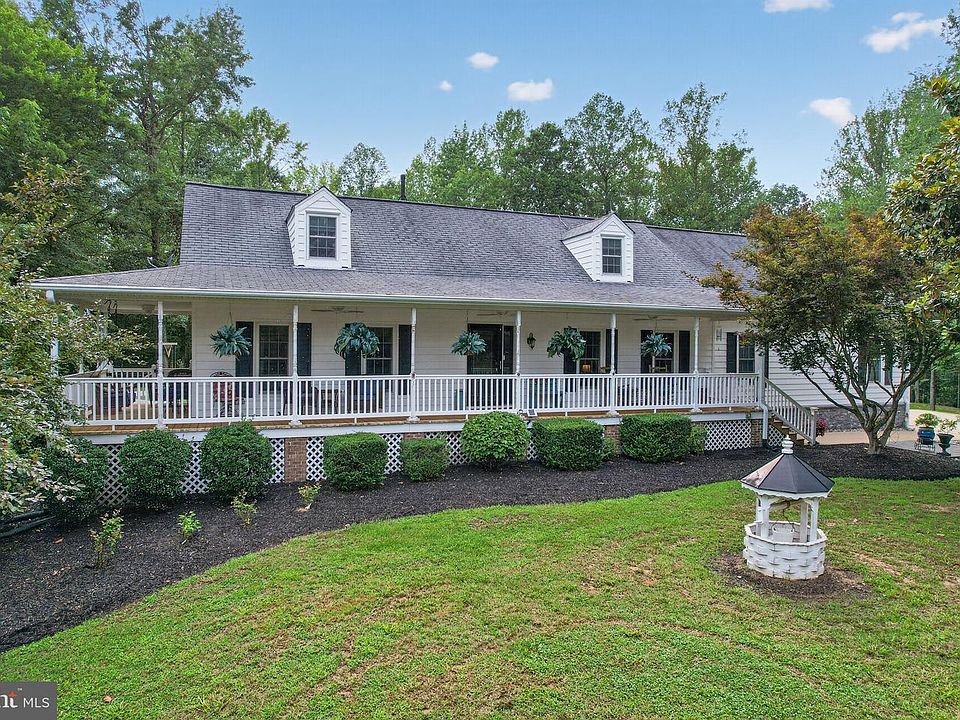 1st image of 27075 Widow Ln