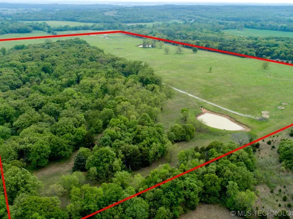 17422 E 32nd St, Yale, OK 74085