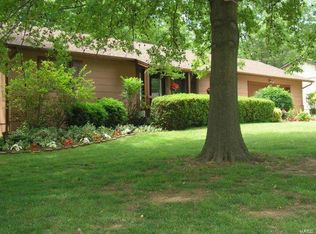 601 Lincoln Ct, Warrenton, MO 63383