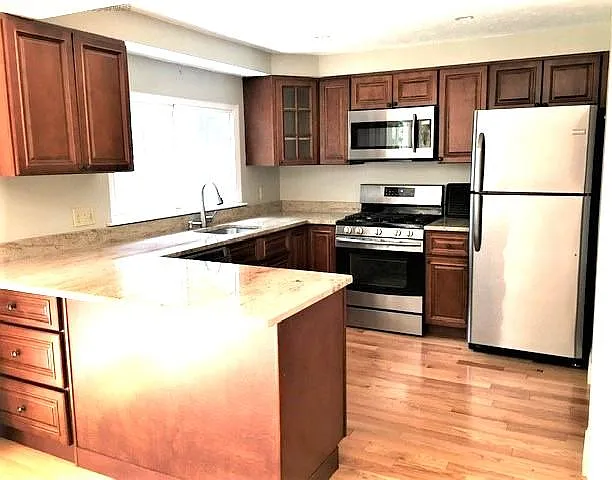 399 Pond St #B4 — Photo 6