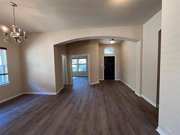 2nd image of 1409 Toucan Dr