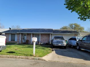 218 Avenue E St, Converse, TX 78109