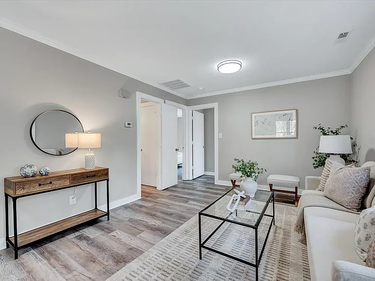 150 Carmichael Ct #150 — Photo 8
