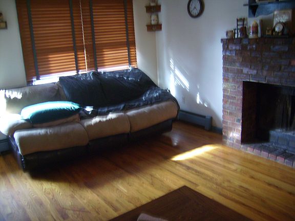 5th image of 108 Russell St