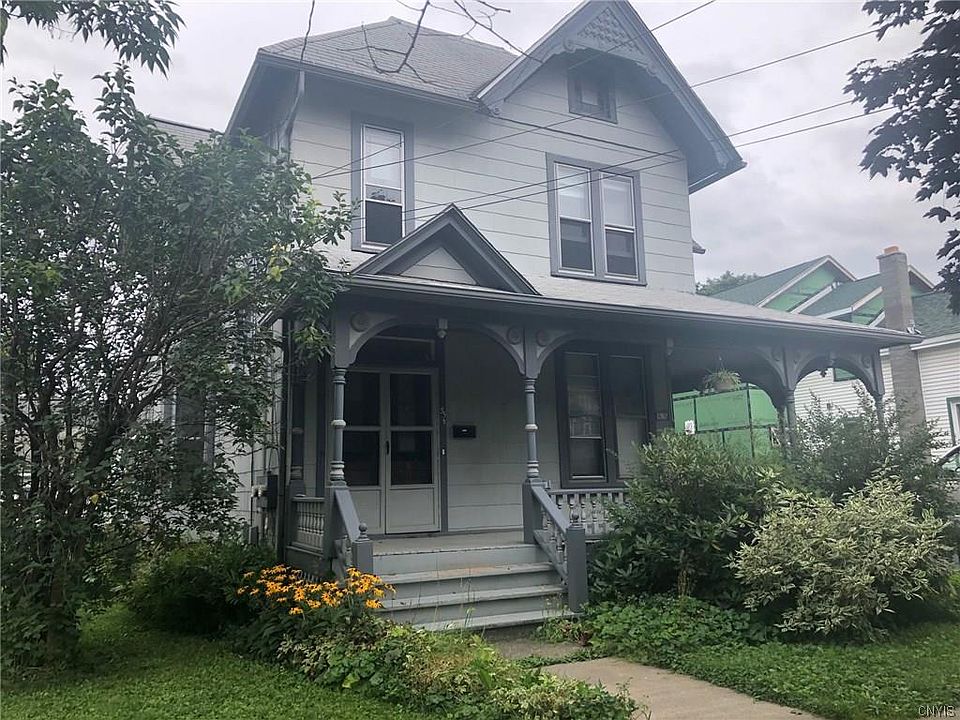 1st image of 35 1/2 Homer Ave