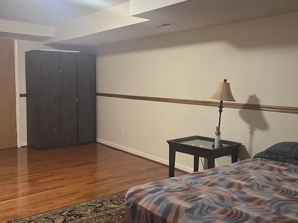 20311 Crown Ridge Ct, Germantown, MD 20876