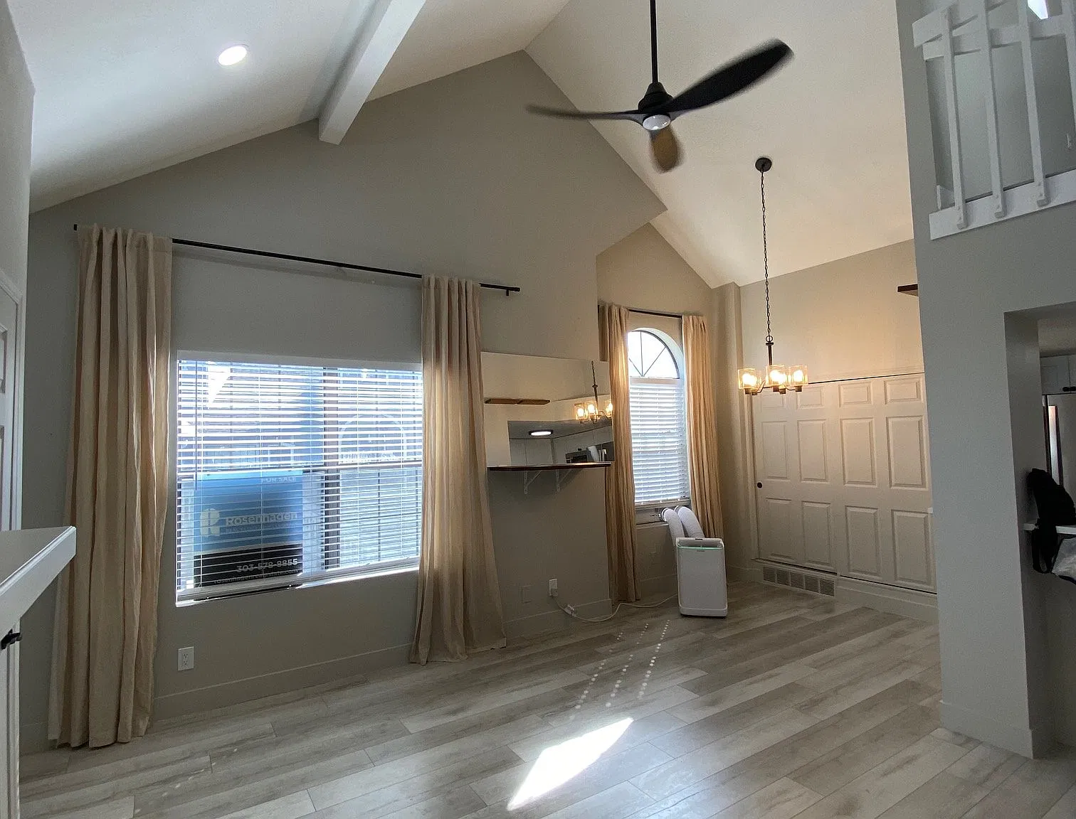 Updated 2-Bedroom Condo | Loft Style, Spiral staircase, Vaulted Ceilings, Balcony| Littleton — Photo 2