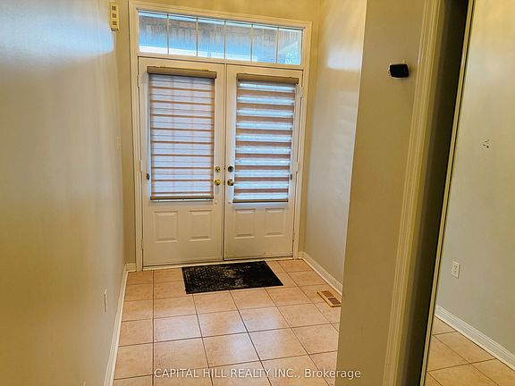 2nd image of 5959 Stonebriar Cres