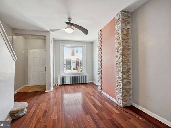 2018 Mifflin St, Philadelphia, PA 19145