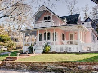 9 Spring Garden Ave, Shelter Island H, NY 11965