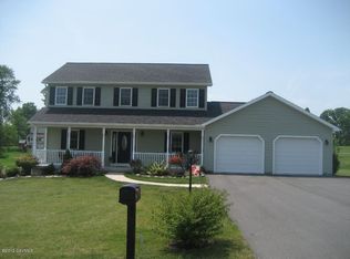 42 Peachblossom Way, Lewisburg, PA 17837