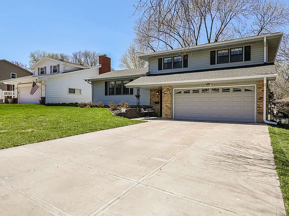 3rd image of 1706 S 133rd St