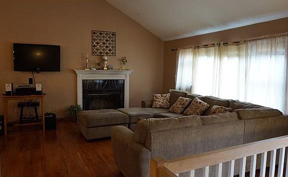 4th image of 22 Mecca Dr