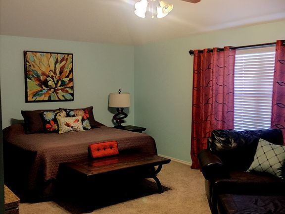3rd image of 5807 Llano Ct