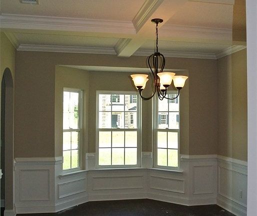 4th image of 27 NE Greenbriar Street