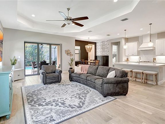 4th image of 8285 Preserve Point DR
