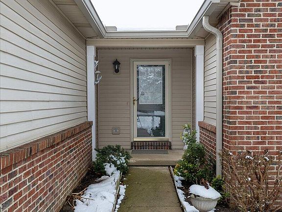 2nd image of 208 Woodfield Square Ln #74