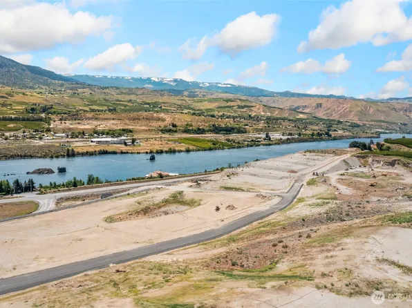 162 S Valiant Drive, East Wenatchee, WA 98802