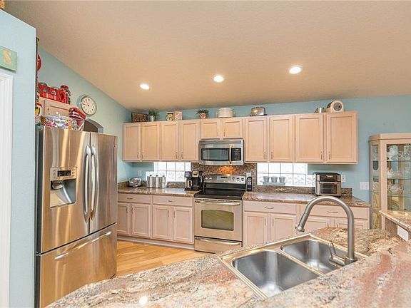 5th image of 9009 Cliff Lake Ln