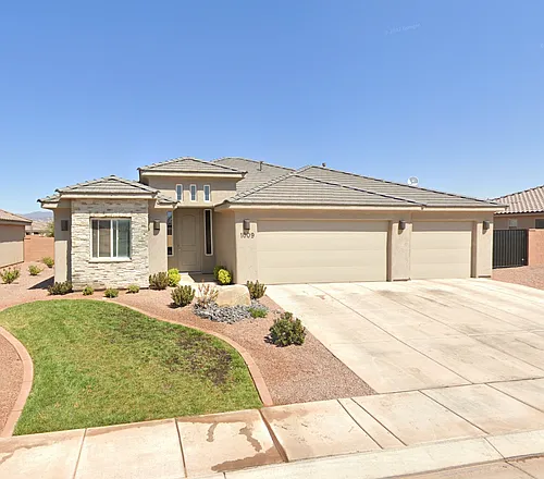 1009 E 4090 S Photo 1