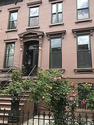 1st image of 995 Bergen St #1