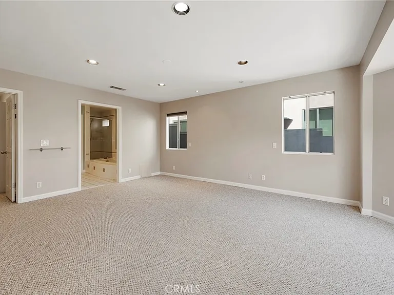 1536 Silver St — Photo 18