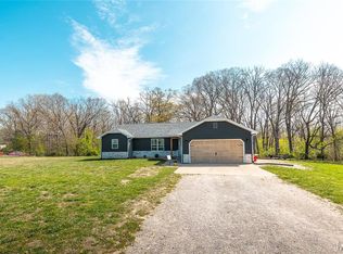 17480 Cashew Ln, Dixon, MO 65459