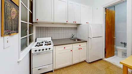Rented by Bond New York