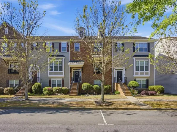 1252 Park Pass Row, Suwanee, GA 30024