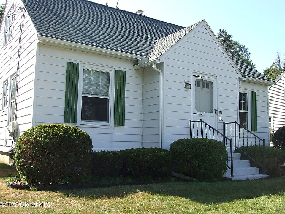 1st image of 10 Cornell Blvd