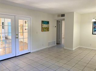 219 S Cahuilla Rd, Palm Springs, CA 92262