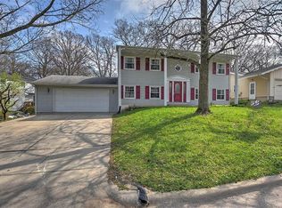 91 Ridge Lane Dr, Decatur, IL 62521
