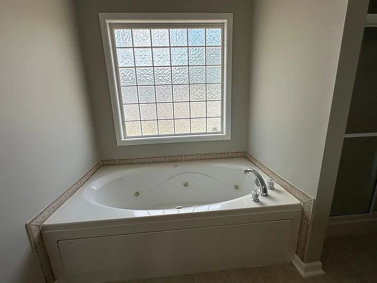 112 Harvest Ln — Photo 22