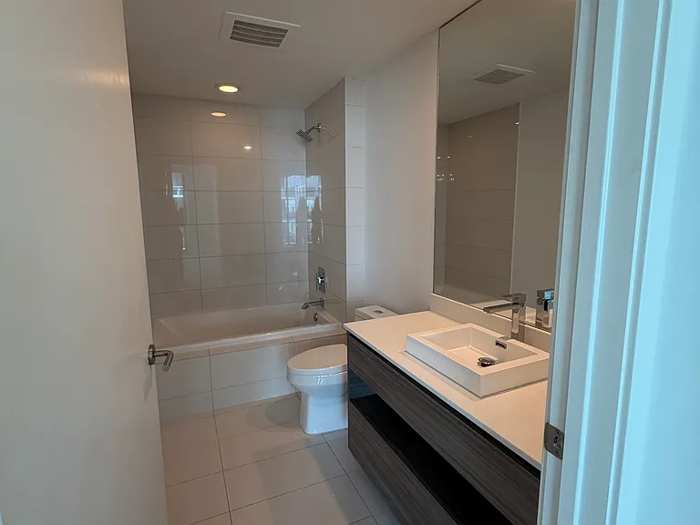 1100 S Miami Ave #2206 — Photo 5