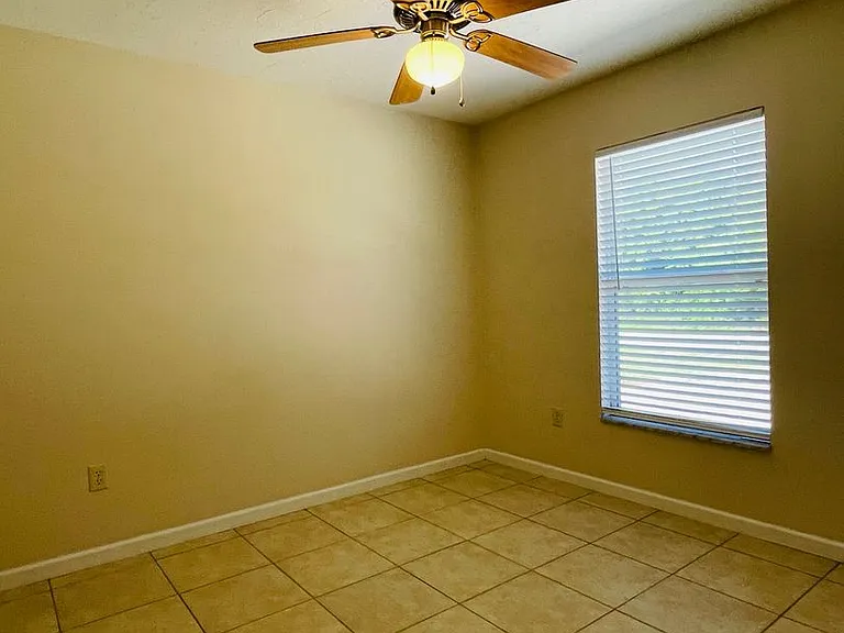 1506 Dewitt St — Photo 11